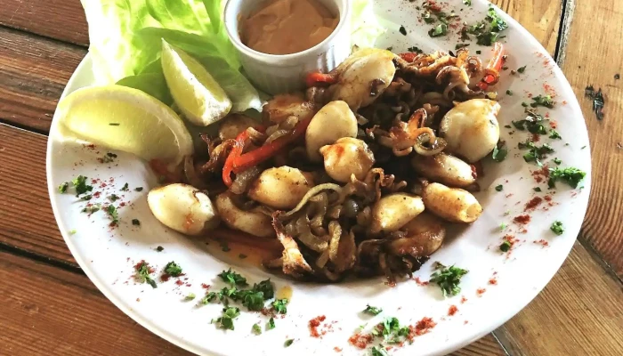 Pueblo Chico Agroturismo -  Comida Y Bebida - Costa Azul