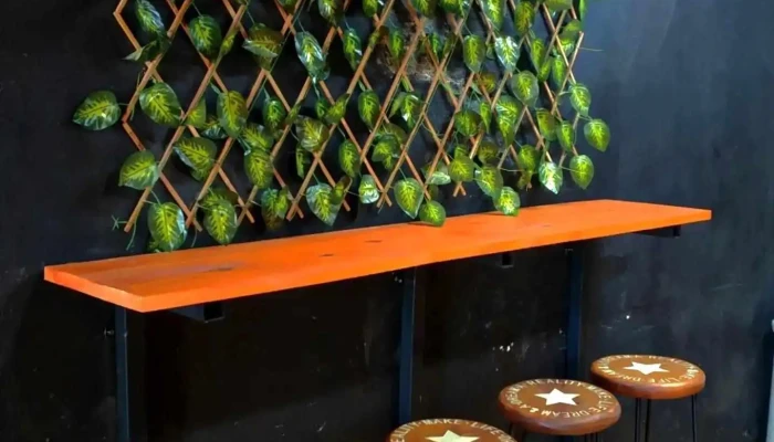 Punto Cafe Ambiente - Young