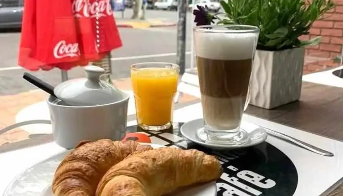 Punto Centro Cafe Comidas Y Bebidas - Col. del Sacramento