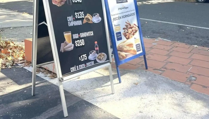 Punto Centro Cafe Menu - Col. del Sacramento