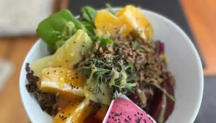 Pura Vida -  La Pedrera Comida Y Bebida - La Pedrera