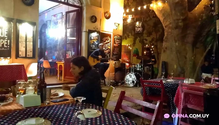 Que Tupe Videos - Col. del Sacramento