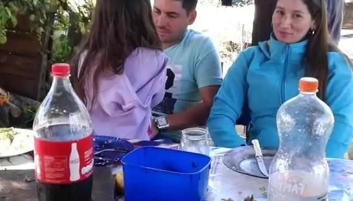 Quentinha Da Hora Marmitaria -  Comida Y Bebida - Chui