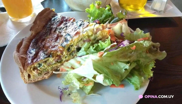 Quinto Bar -  Comidas Y Bebidas - Montevideo