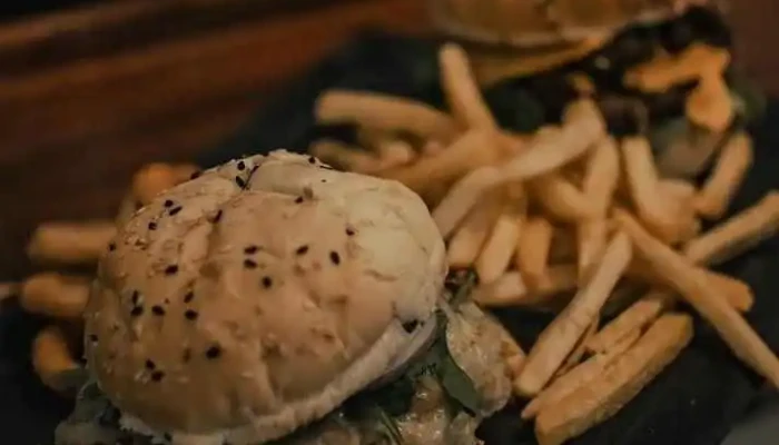 Ras Burgers Papas Fritas - Montevideo