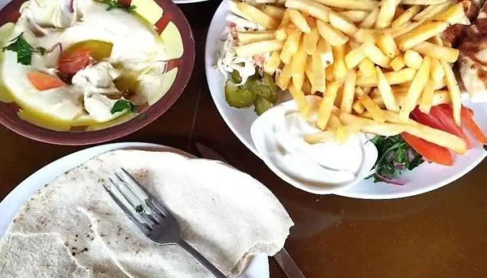 Rayan Restaurante Arabe Papas Fritas - Chui