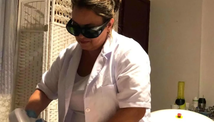 Rebeca Cocaro   Depilacion Laser Y Estetica Del Propietario - Rio Branco