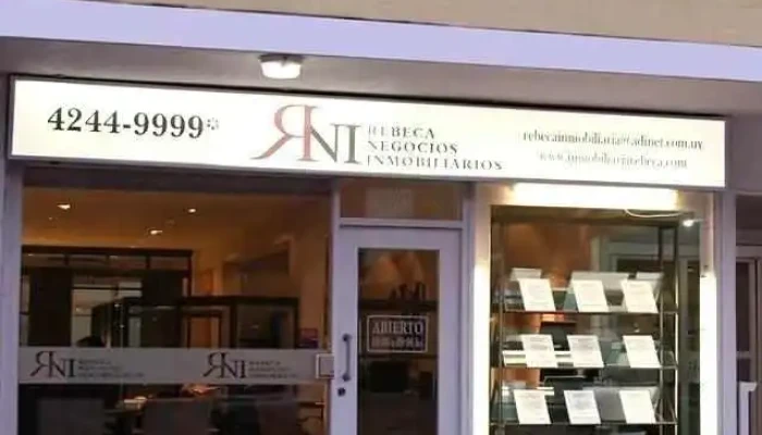 Rebeca Negocios Inmobiliarios -  Instagram - Punta del Este