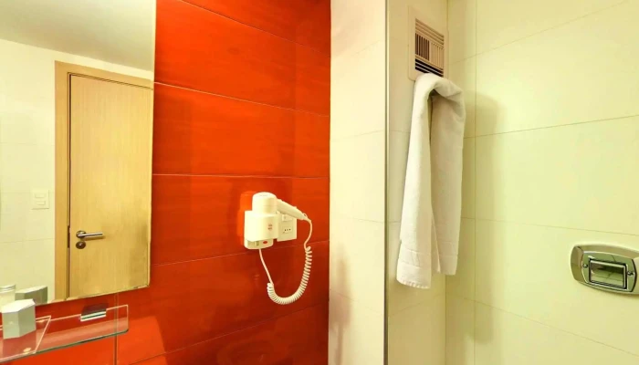 Regency Way Montevideo Hotel -  Street View Y 360 - Montevideo