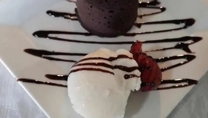 Reina Cafe Bar Del Propietario - Col. del Sacramento