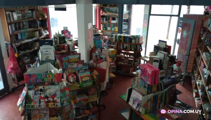 Remember Me Libreria Interior - Fray Bentos