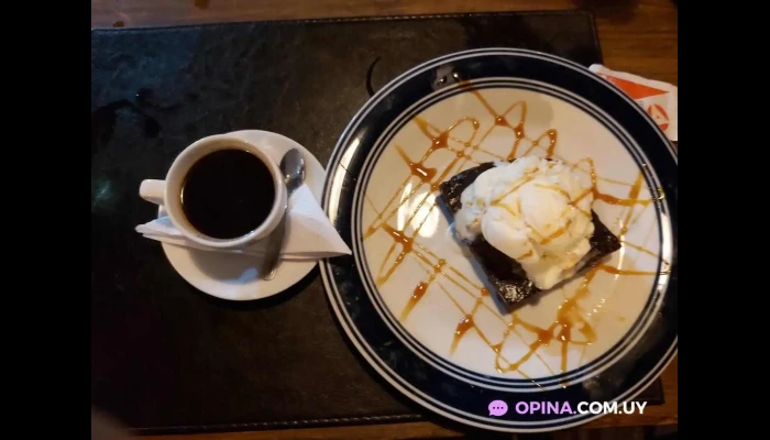 Restaurant Bar Upalala Brownie - La Paloma