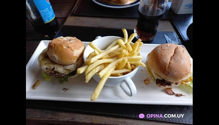 Restaurant Bar Upalala Comida Y Bebida - La Paloma