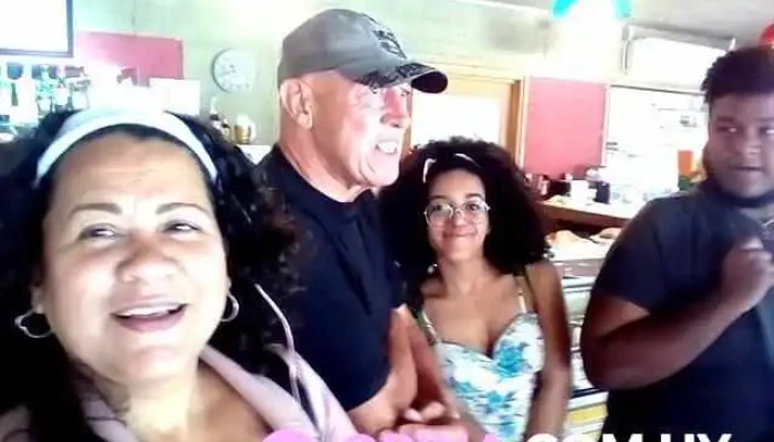 Restaurant Cafe La Terminal -  Videos - Col. del Sacramento