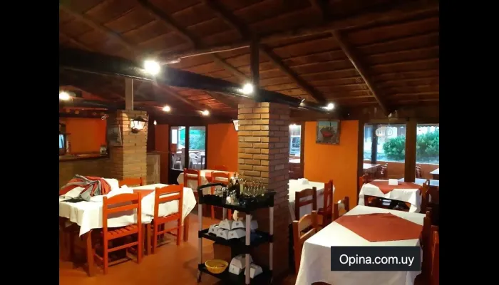 Restaurant Dona Tota Ambiente - Aguas Dulces
