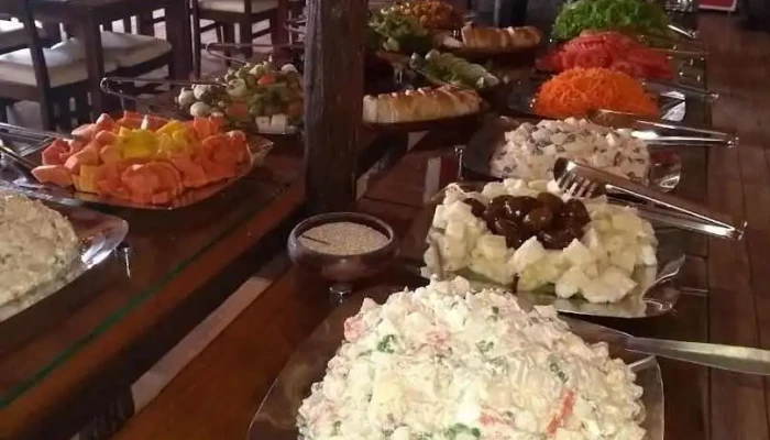 Restaurant Parrilla Galpon De Piedra Comida Y Bebida - Aceguá