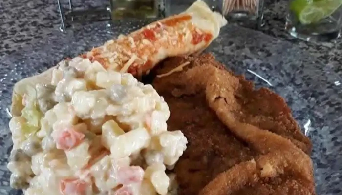 Restaurant Vitom -  Comida Y Bebida - Aceguá