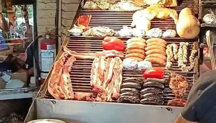 Restaurant Y Parrillada La Cava -  Videos - Punta del Este