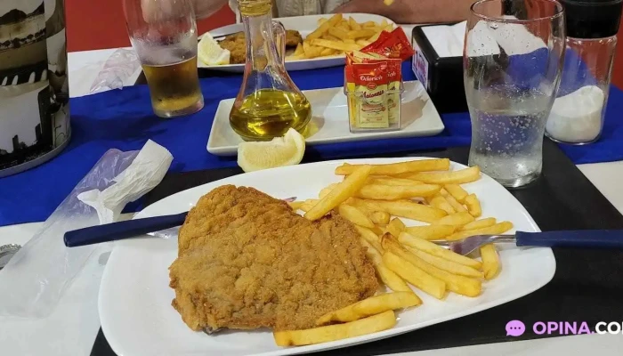 Restaurant Y Pizzeria Magic -  Comida Y Bebida - Artigas