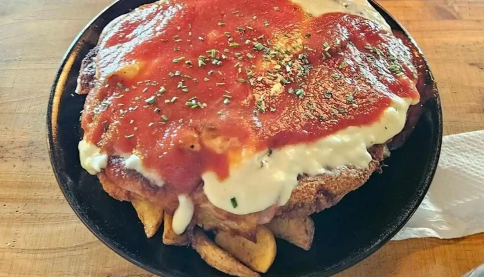 Restaurante Blanes -  Milanesa - Montevideo