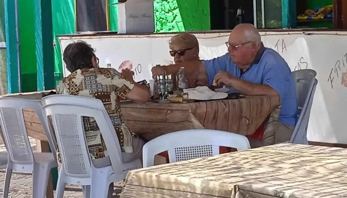 Restaurante El Sausal -  Ambiente - Nuevo Berlín