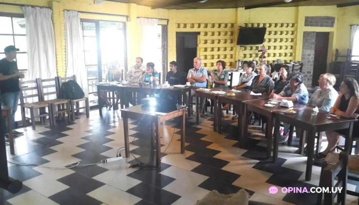 Restaurante Hosteria Del Parque Ambiente - San José de Mayo