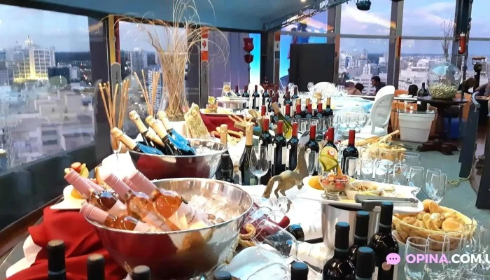 Restaurante Panoramico Giratorio La Vista Comida Y Bebida - Punta del Este