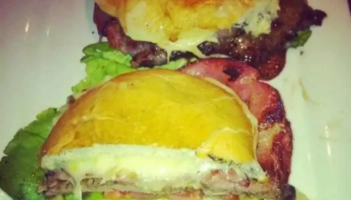 Restaurante Y Cerveceria La Mostaza Comida Reconfortante - Montevideo