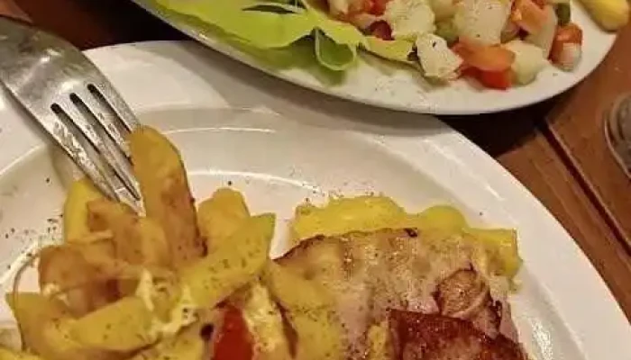 Restaurante Y Cerveceria La Mostaza Papas Fritas - Montevideo