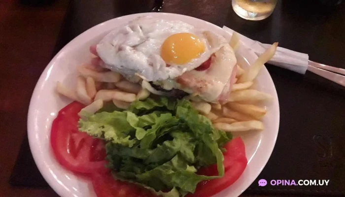 Resto Pub Il Marine -  Papas Fritas - Piriápolis