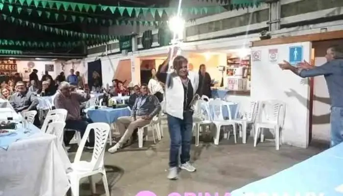 Restobar Juvenil 16 Club Social Ambiente - Montevideo