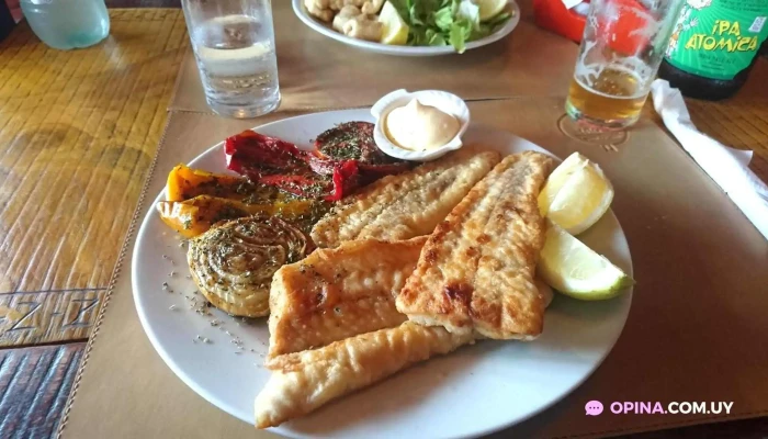 Restopub 70 -  Comidas Y Bebidas - Punta del Diablo