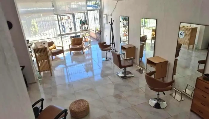 Romina Isasa Peluquería - 11400 Montevideo