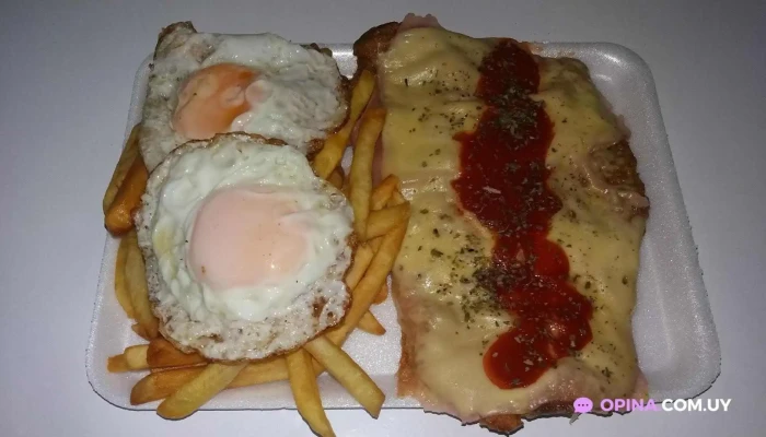 Rotiseria Como En Casa Comida Y Bebida - Rocha