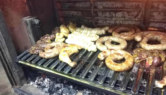Rotiseria La Rotonda Comidas Y Bebidas - Tacuarembó