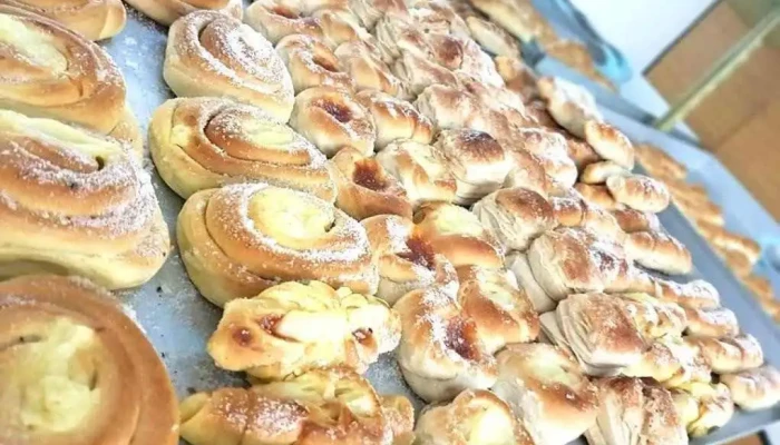 Rotiseria Mis Hijos Comida Y Bebida - Montevideo