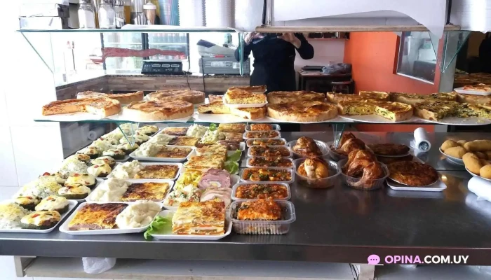 Rotiseria Mucho Gusto Ambiente - Punta del Este