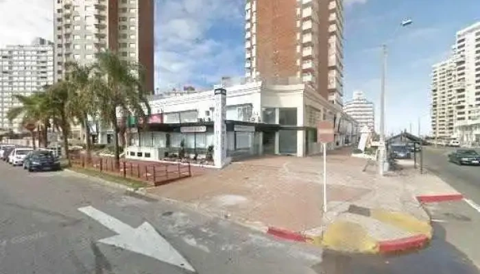 Rotiseria Mucho Gusto Street View Y 360 - Punta del Este