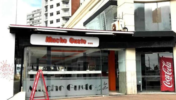 Rotiseria Mucho Gusto Todas - Punta del Este