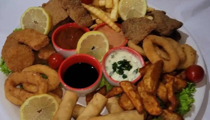 Rotiseria Y Pizzeria Nuestras Delicias Papas Fritas - Atlántida