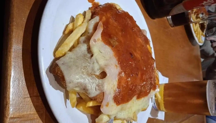 Rulos Burguer Comida Y Bebida - Santa Lucía