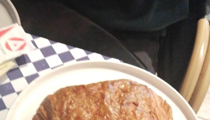 Saint Germain Cafe Bistrot Comentario 5 - Montevideo