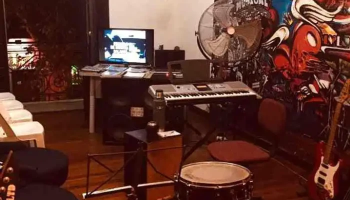 Salados Escuela De Musica Y Sonido Guitarra - Montevideo