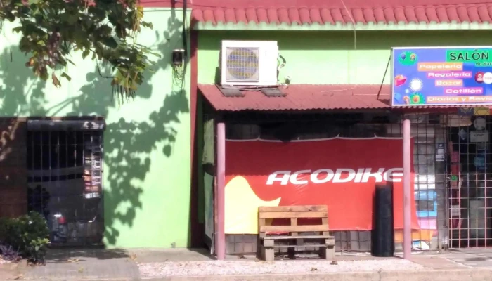 Salon Avenida - Gral. Jose Gervasio Artigas