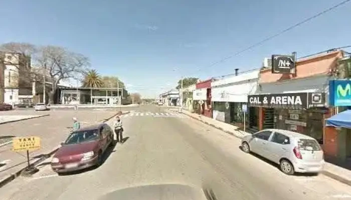 Salon Facu Y Flopi Todo - Sauce