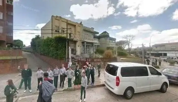 Salon Un Poco De Todo -  Todo - Montevideo