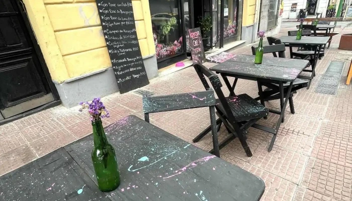 Salon Veinticinco Como Llegar - Montevideo