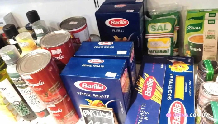 Salon Y Almacen El Fuerte Comidas Y Bebidas - Montevideo