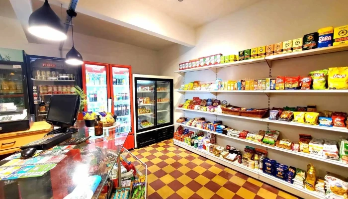 Salon Y Almacen El Fuerte Todo - Montevideo