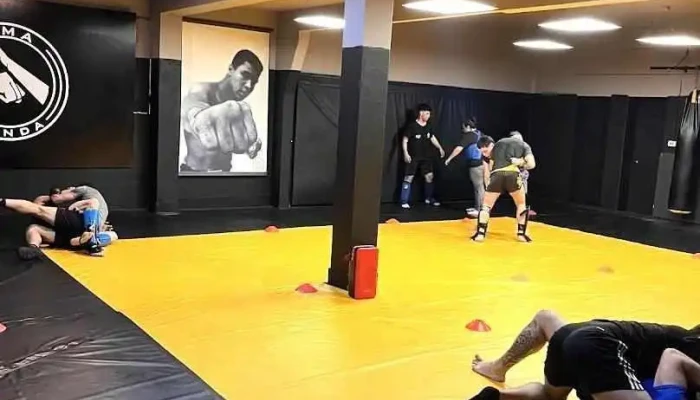 Sanda & Mma Uy - Atlántida